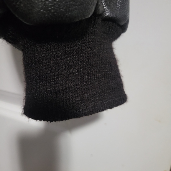 Men's Classic Vintage 90s Black Leather Bomber Jacket - Picture 7 of 8